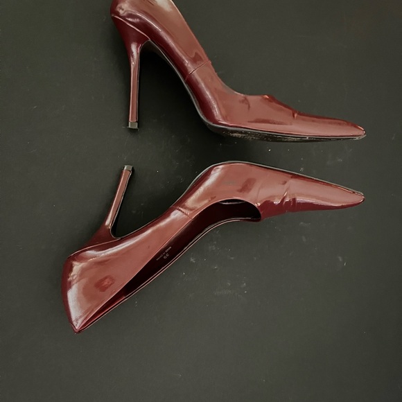 Aldo patent leather heels I Color: burgundy I Size:  39 (8.5) - Picture 5 of 7